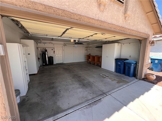 Building Photo - 5433 Honey Mesquite Ln
