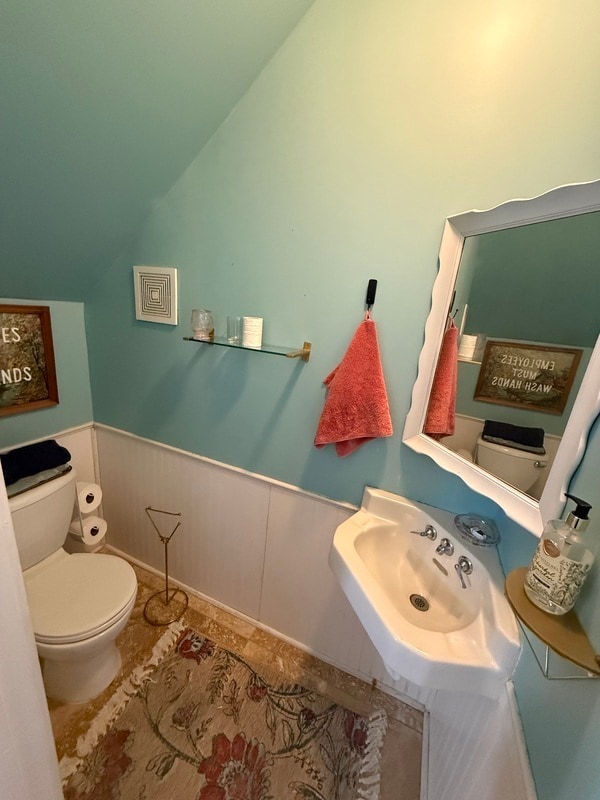 Building Photo - 2016 Linn Blvd SE