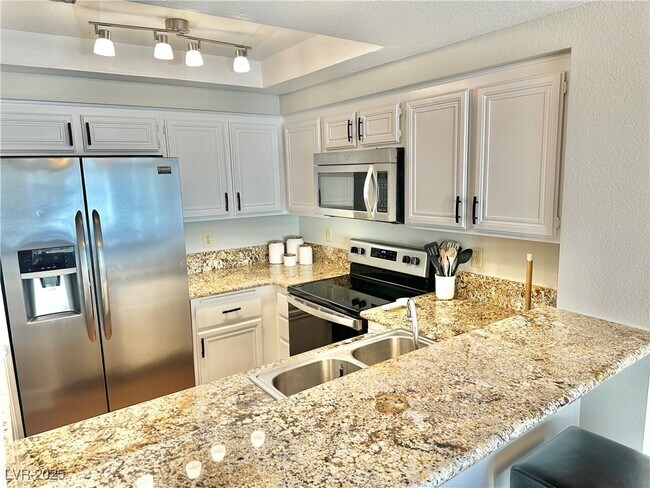 Building Photo - 2716 Lodestone Dr