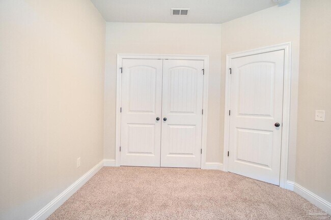 Building Photo - 4865 Spears St