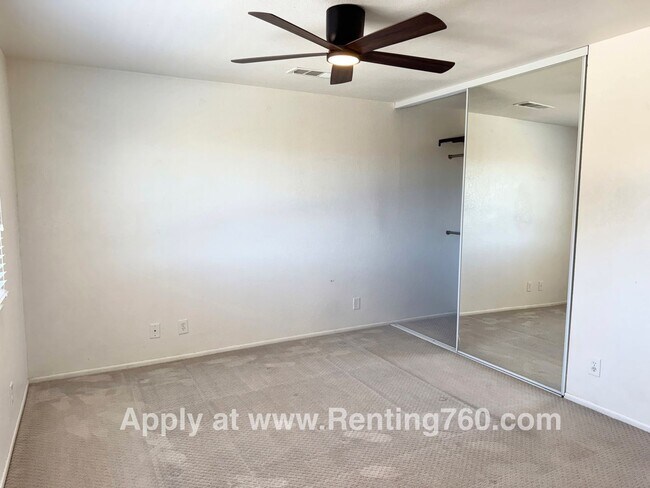 Building Photo - Updated Home Near Military base