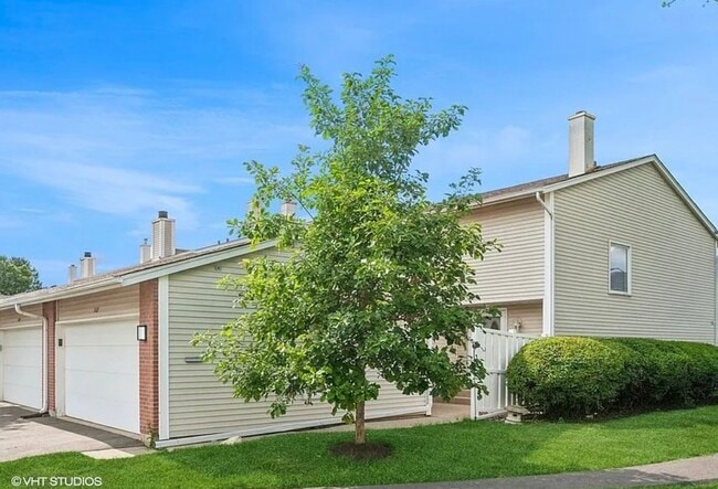 Building Photo - 532 Hummingbird Ln