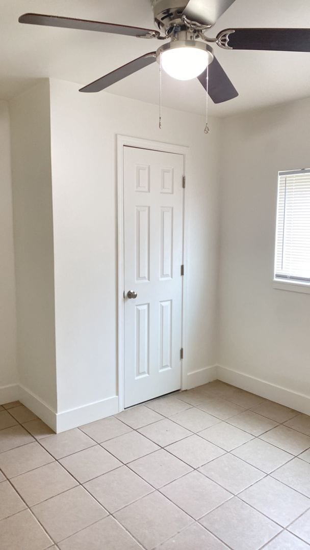 Building Photo - Recently Updated Delhi Home