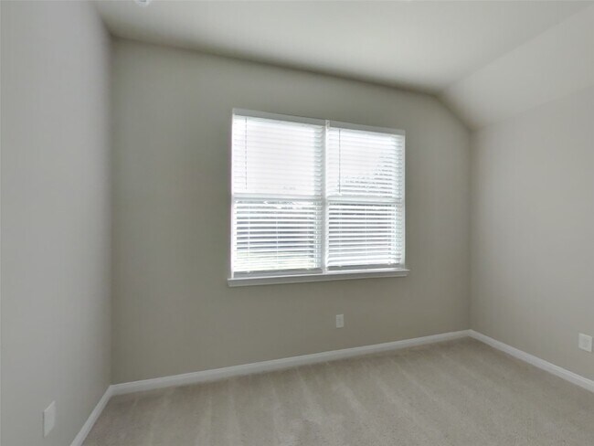 Building Photo - 7627 Daisy Port Ln