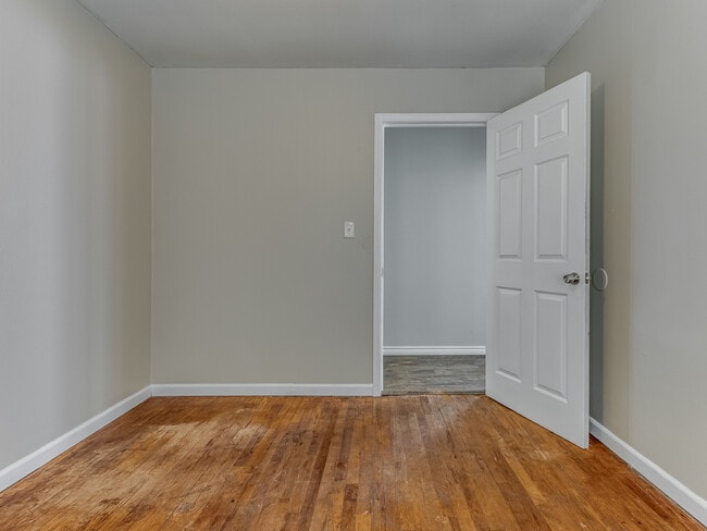 Building Photo - 2609 Mickey Rd