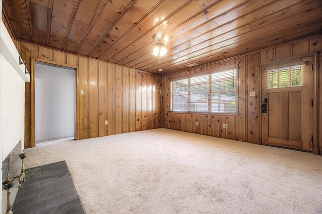 Building Photo - 171 Palisade St
