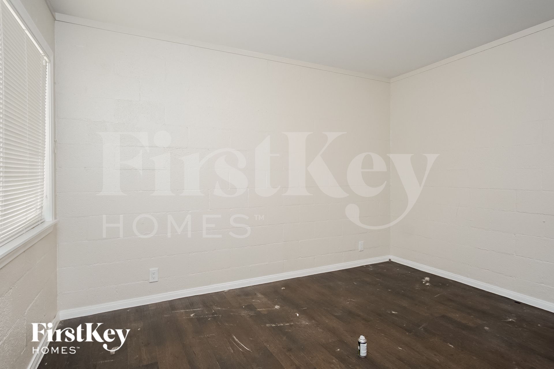 Building Photo - 2128 Carver Ave