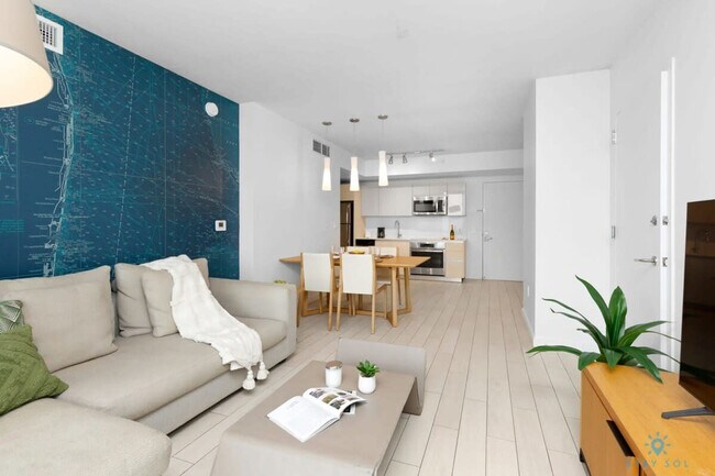 Building Photo - 2602 E Hallandale Beach Blvd