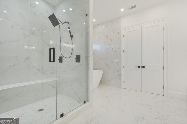 Building Photo - 1525 Tapestry Ridge SE