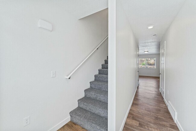 Stairs - Herriman Townhomes - FC