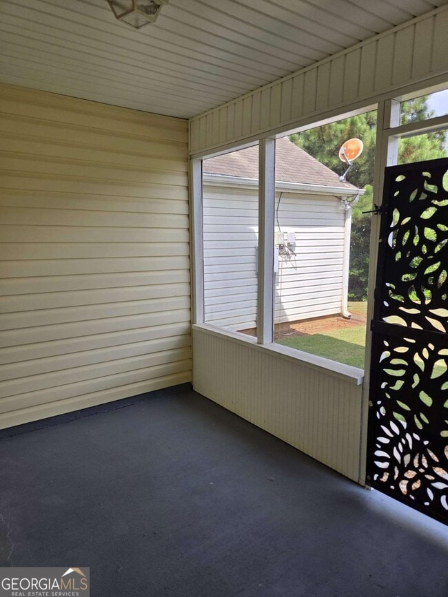 Building Photo - 6130 Mountain Top Pl