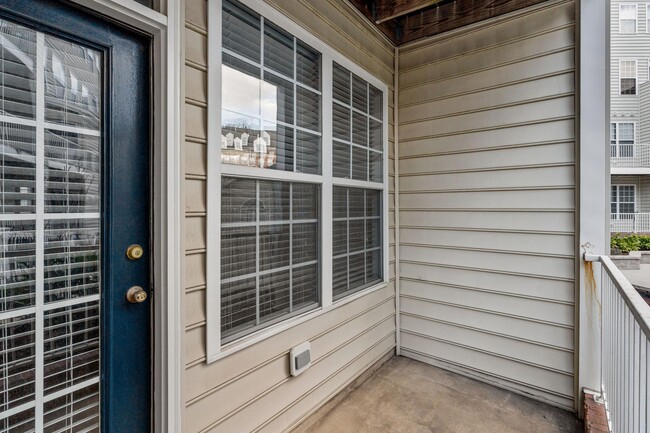Building Photo - 2651 Park Tower Dr