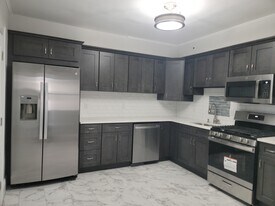 Building Photo - 1440 Concord Pl