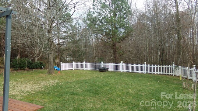 Building Photo - 10418 Glenmeade Rd