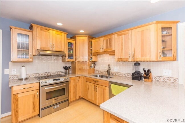 Building Photo - 12005 Sunrise Rd