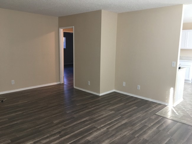 Livingroom - 44710 Fig Ave