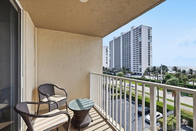 Building Photo - 2929 S Ocean Blvd