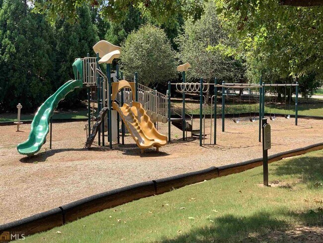 Building Photo - 79 Covington Terrace