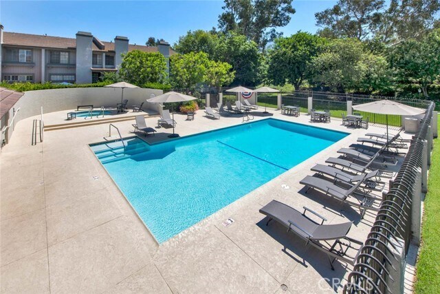 Building Photo - 14 Evening Breeze