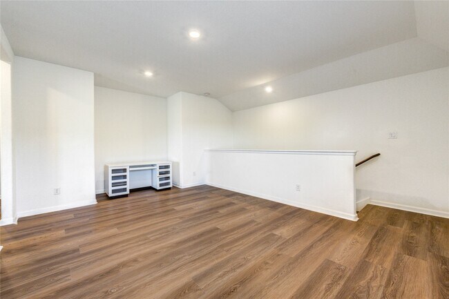 Building Photo - 5511 Downie Draw Ranch Trail
