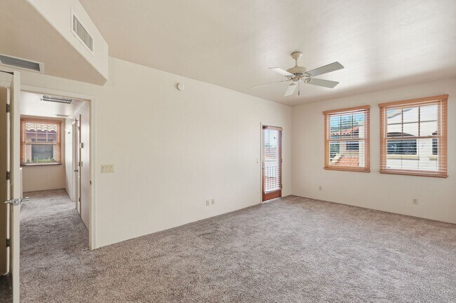 Building Photo - 630 Harvill Dr