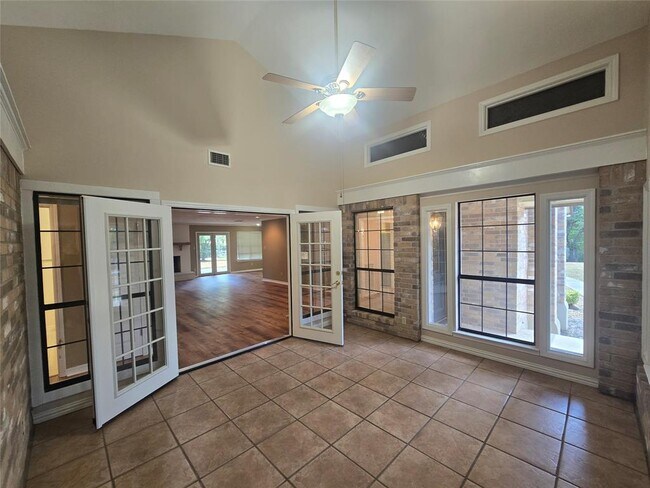 Building Photo - 142 Kamakoa Ln
