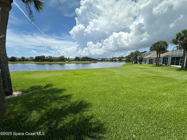 Building Photo - 1317 Ballinton Dr