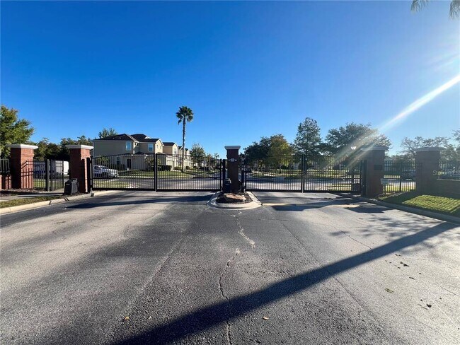 Building Photo - 9788 Tivoli Villa Dr