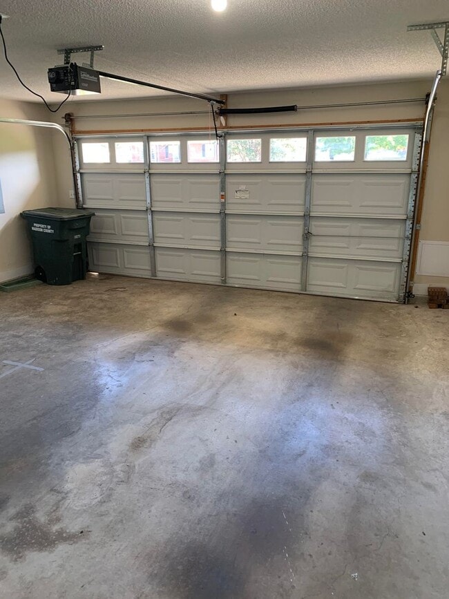 Building Photo - Nice Rancher in Toney