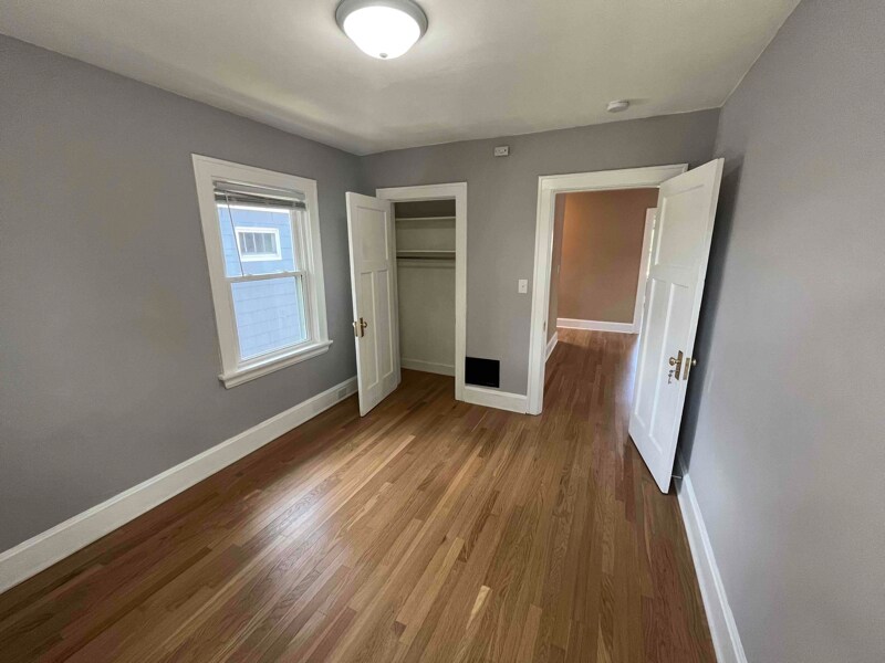 Building Photo - 4416 Verne Ave