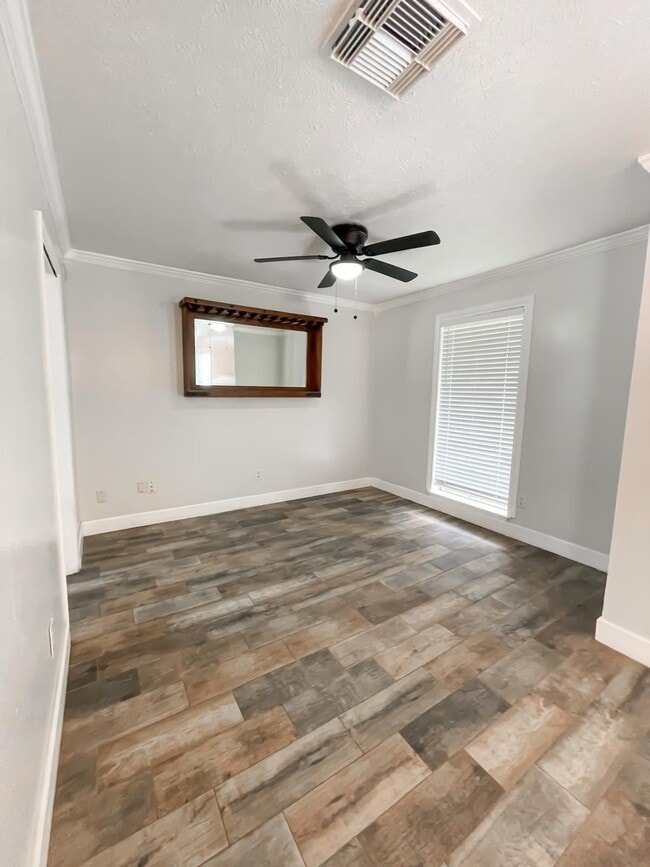 Building Photo - 1358 Westgreen Blvd