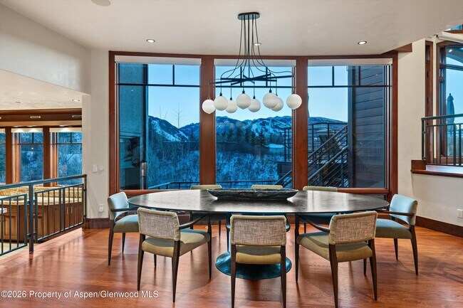 Building Photo - 294 Draw Dr