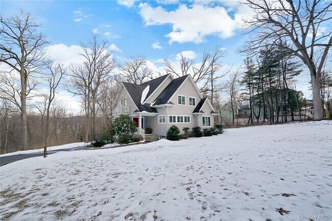 Building Photo - 99 Summit Ave