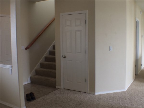 Building Photo - MOVE IN SPECIAL!  3 Bedroom/ 2.5 Bathroom ...