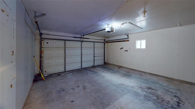 Building Photo - 3007 Blazing Star Trail