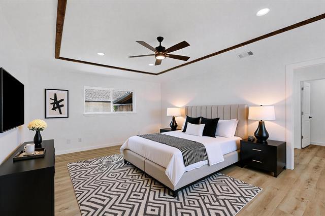 Building Photo - 7116 Town Bluff Dr