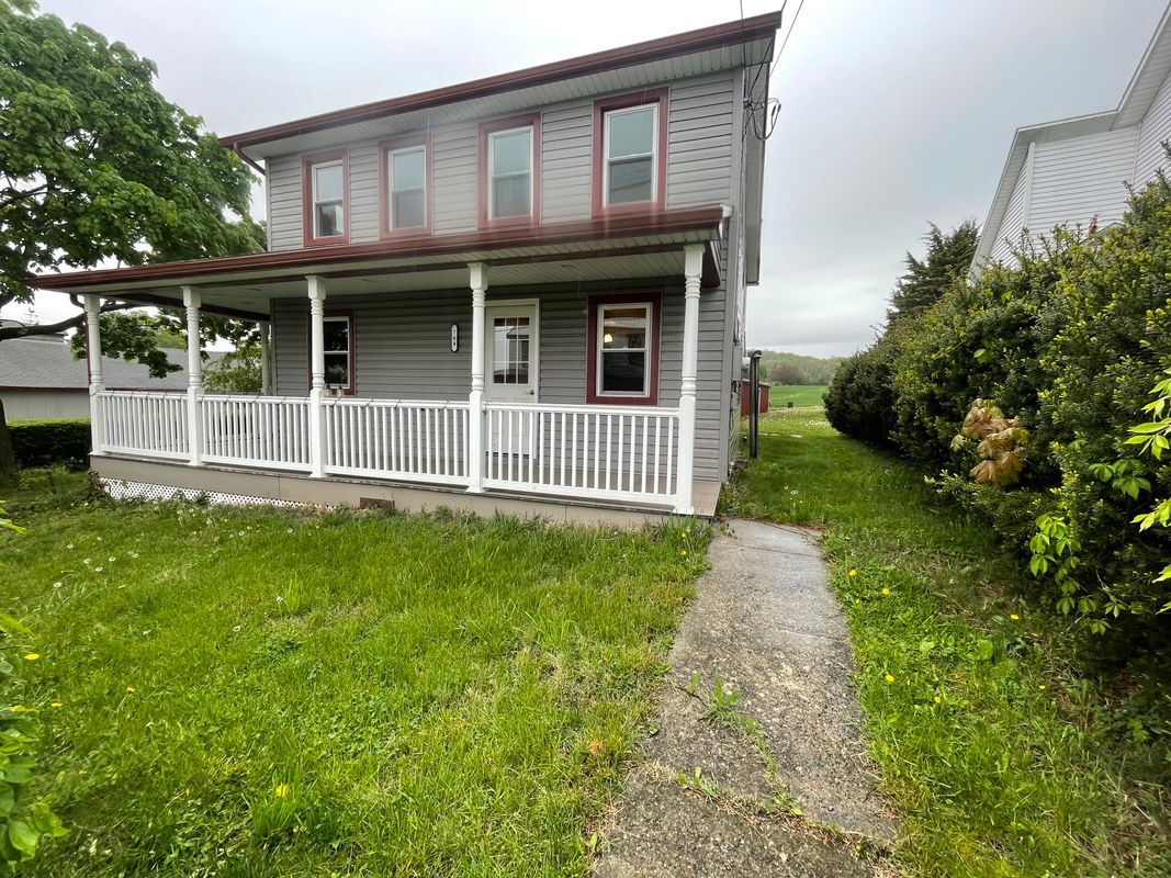 Building Photo - 764 PA-897