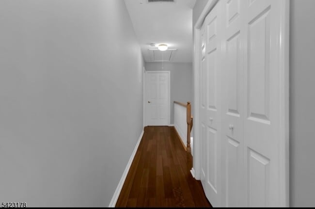 Building Photo - 451 Hartford Dr
