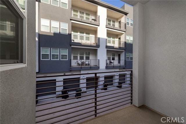 Building Photo - 1410 S Urbana St