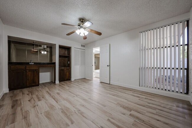 Building Photo - Amazing 3beds/2baths Townhome in Tempe!