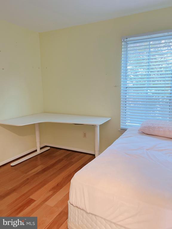 Building Photo - 20148 Timber Oak Ln