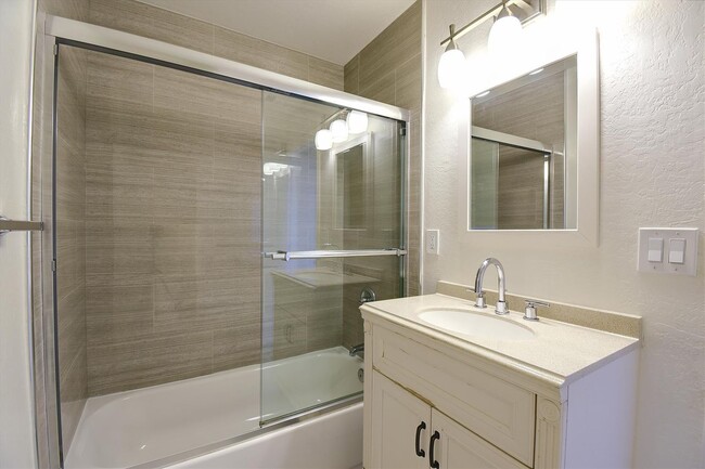 Building Photo - Remodeled townhouse with AC, Top Cupertino...