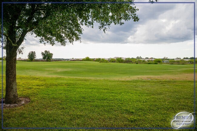 Building Photo - VALENCIA COUNTRY CLUB- ANNUAL UNFURNISHED ...