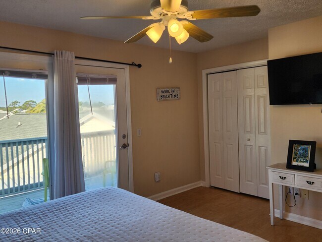 Building Photo - 11728 Seashore Ln