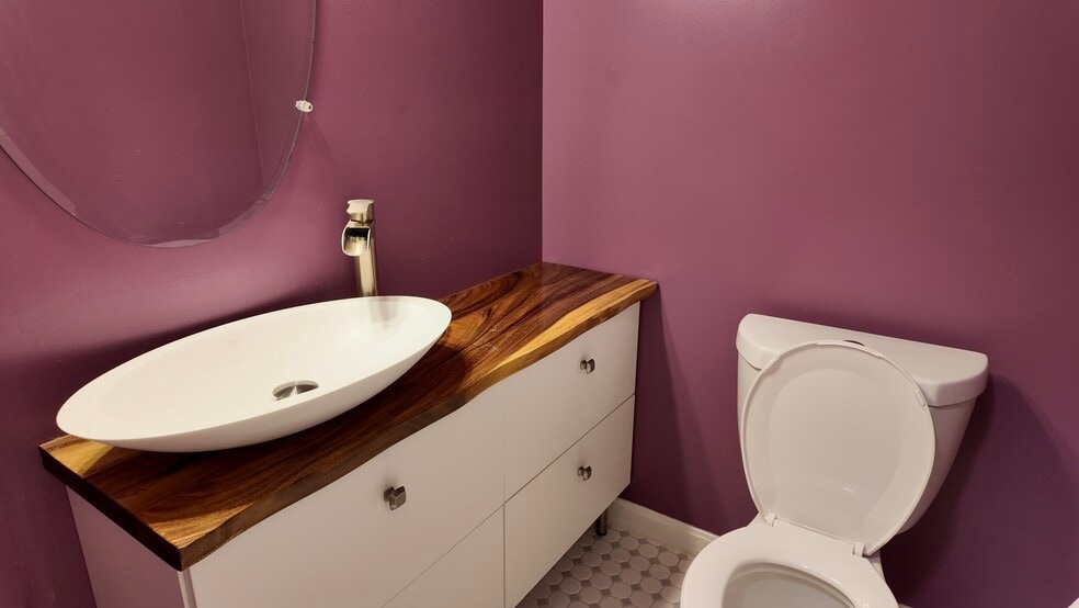 Half bath - 4094 Fountainside Ln