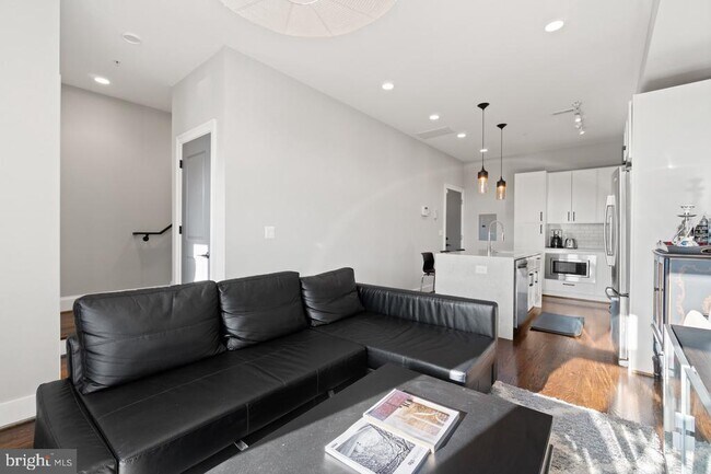 Building Photo - 3525 14th St NW