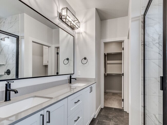 Building Photo - Beautiful New Construction Home in Edmond/Oklahoma City