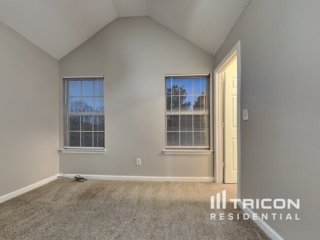 Building Photo - 125 Caney Creek Pkwy