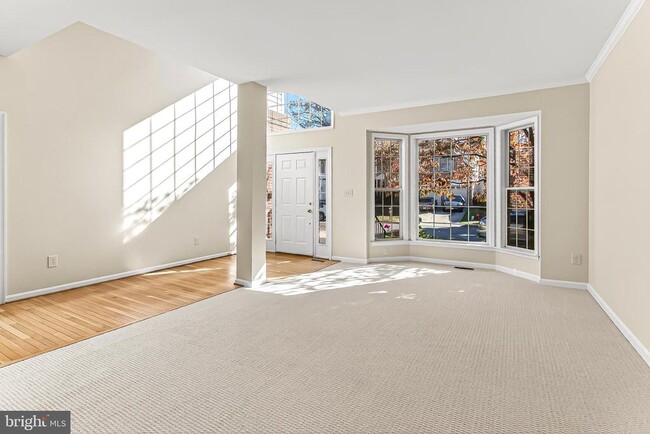 Building Photo - 47497 Saulty Dr
