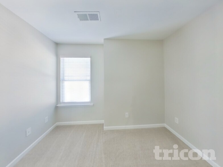 Building Photo - 182 Southwind Cir